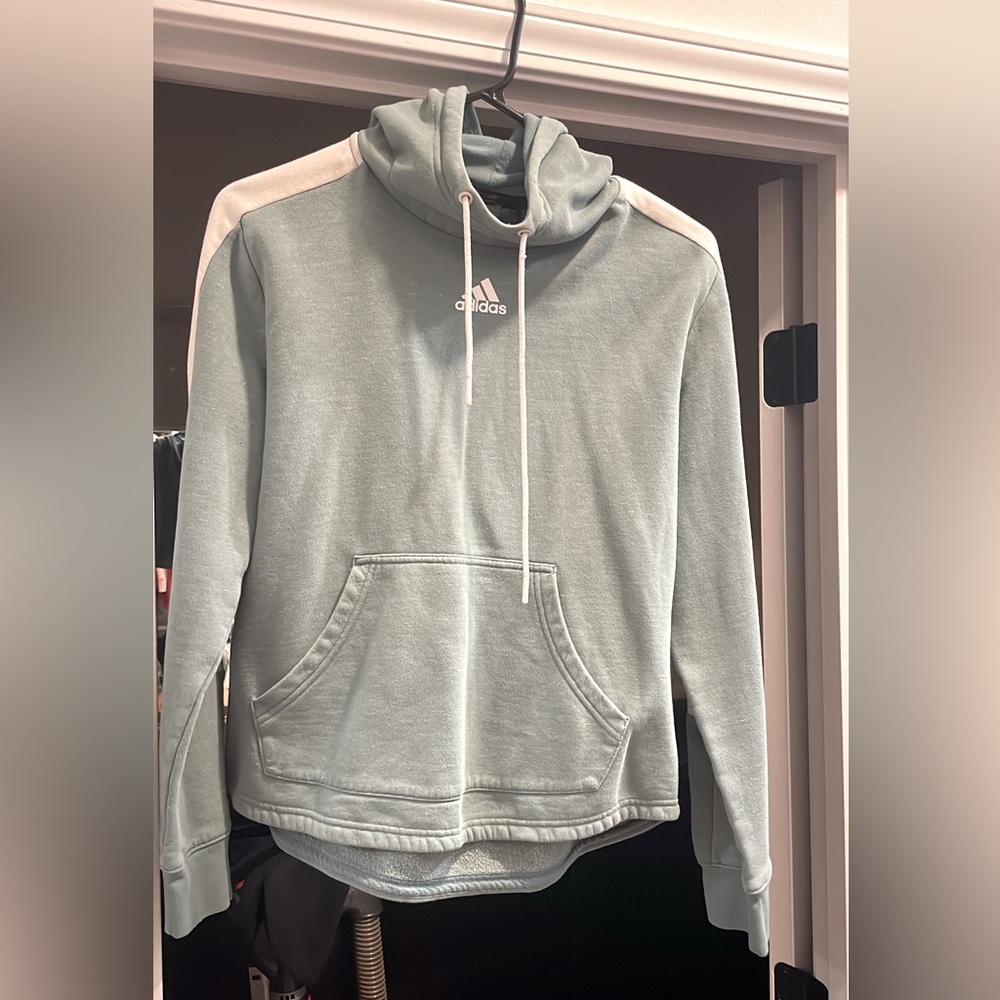 SZ L EUC cropped Adidas hoodie